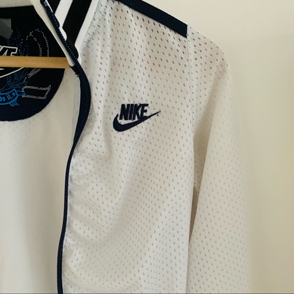 Nike bomber jacket - Picture 4 of 7